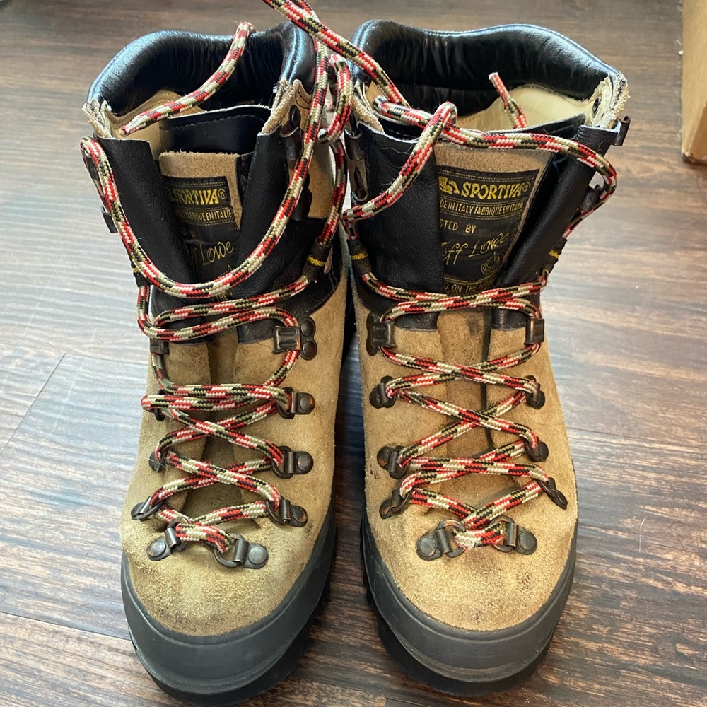 La Sportiva Makalu GTX hiking boots
